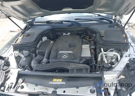 2018 Mercedes-Benz Glc 300 Coupe 4Matic z USA, uszkodzony, nr VIN WDC0J4KB2JF412206